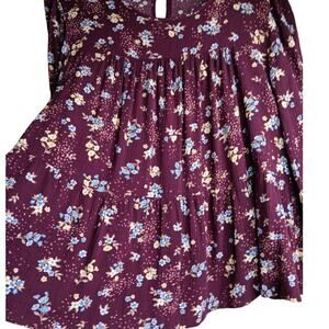 NEW‎ TORRID Blouse Top 2X Tiered Floral Boho Peasant Flowy Cottagecore Burgundy